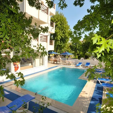 فندق Villamar 2*