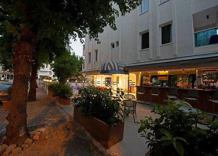 Villamar מלון