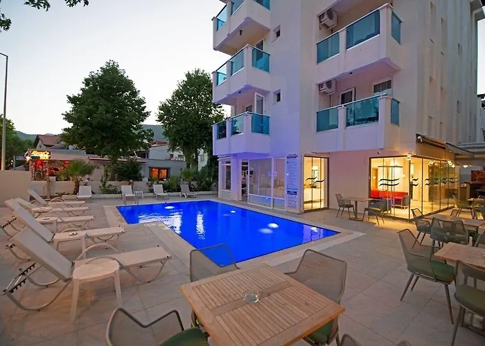 فندق Villamar إتْشميلير
